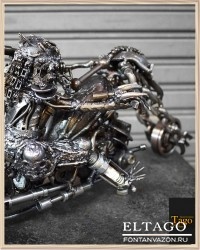 Recycled Metal Hunter Rider: Type I
