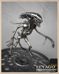 Recycled Metal Mini Monster - Tail Down